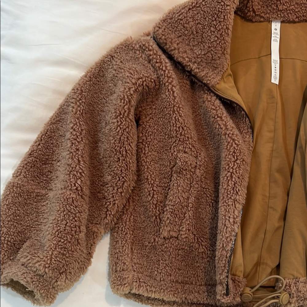 Lululemon Jacket - image 6